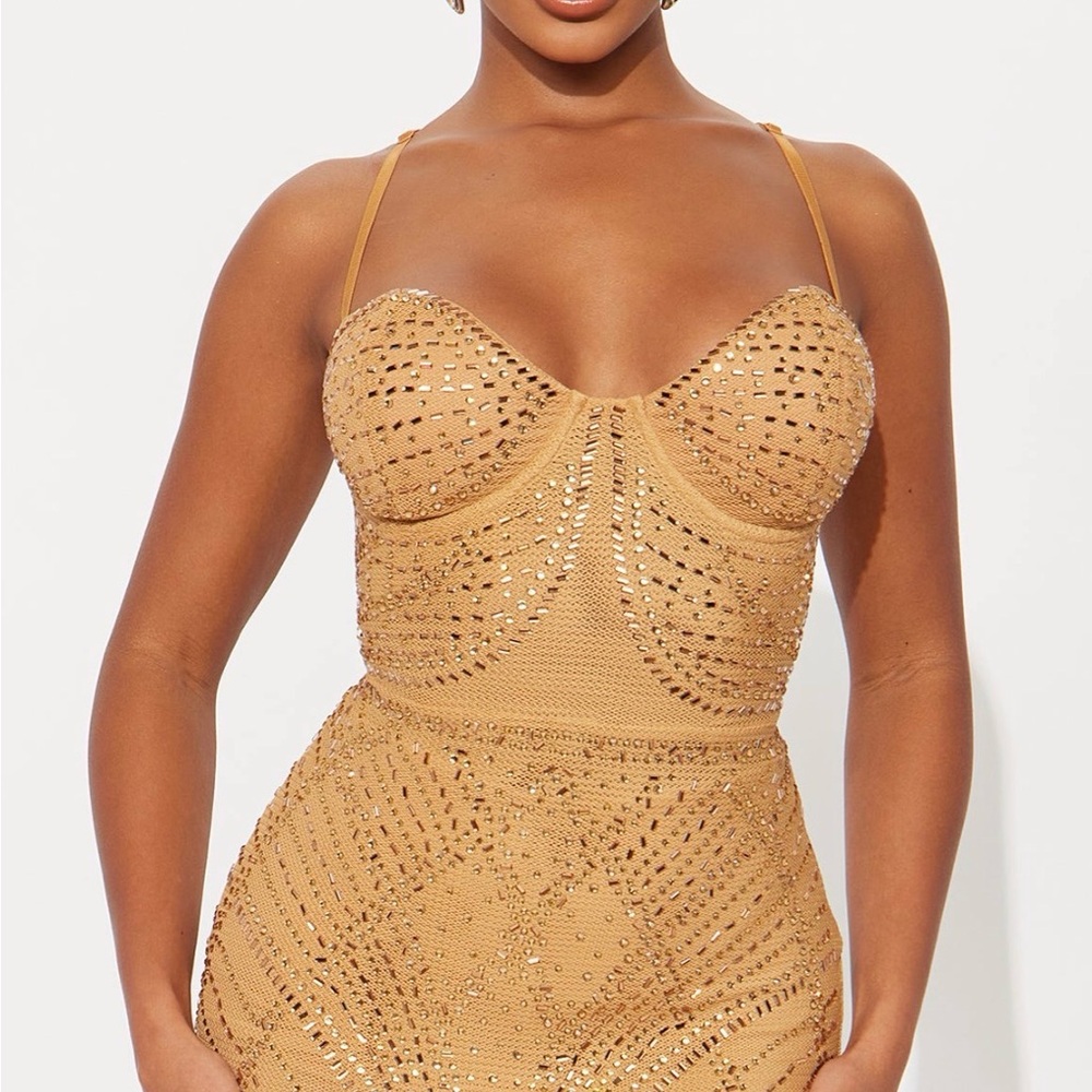 Fashion Nova Gold Maxi Dress - Picture 2 of 3